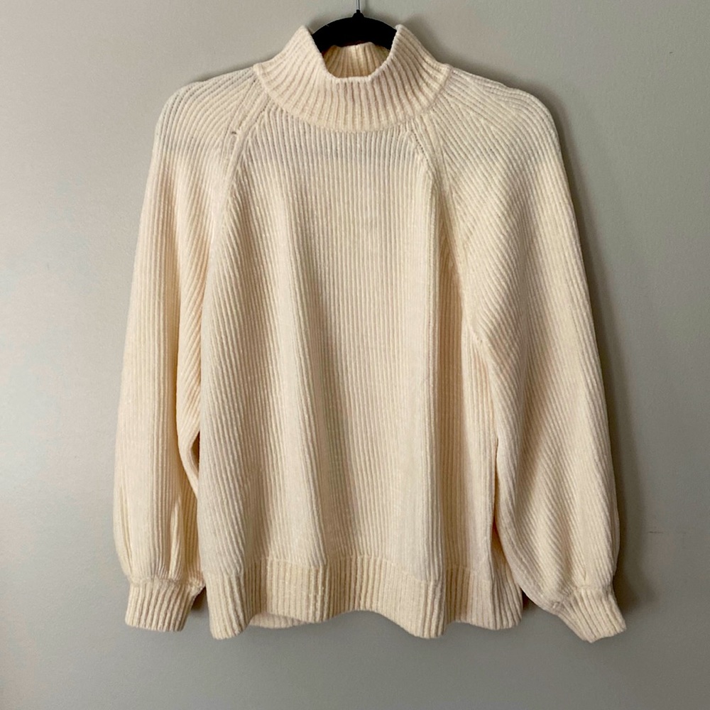 NWT Loft Cream chenille sweater